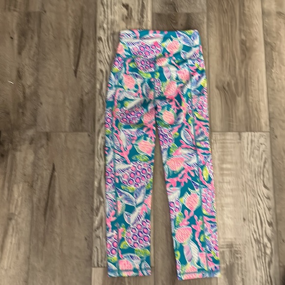 Leggings!  Lilly Pulitzer LUXLETIC, Size XXS, EUC, waistband and side pockets - Picture 6 of 6